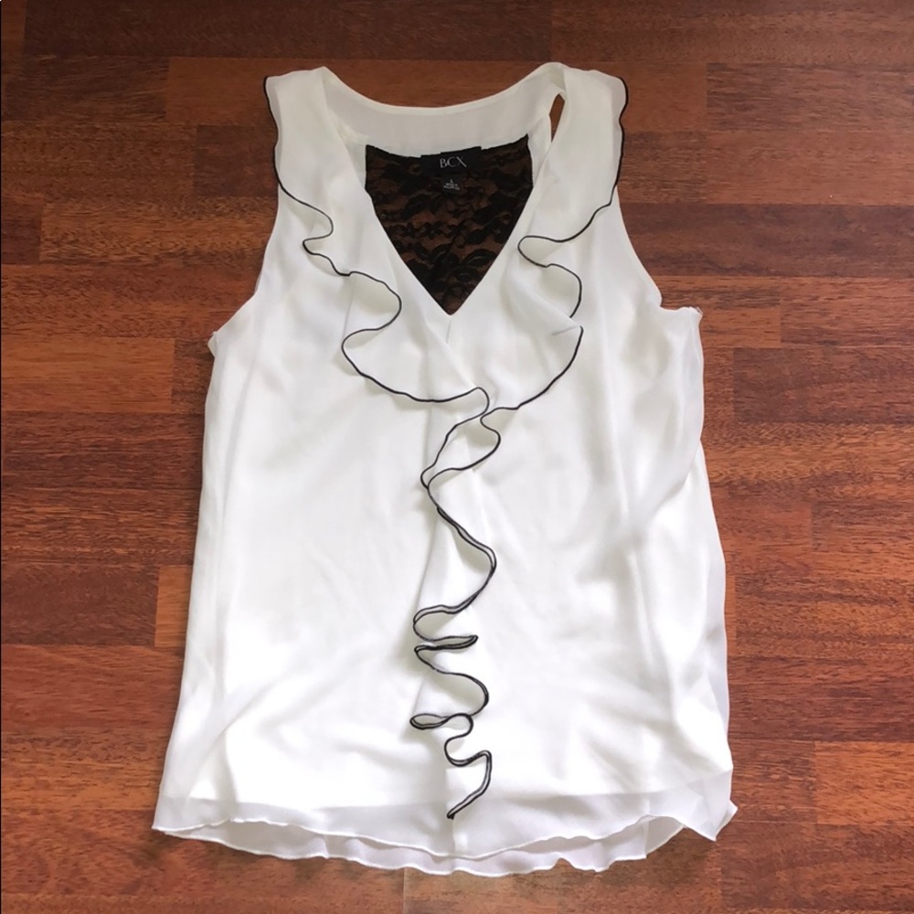 Lace Detail Ruffle Blouse